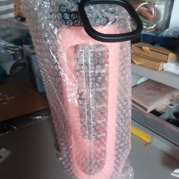 NEFEEKO INSPIRATIONAL QUOTE WATER JUG - Picture 5 of 6